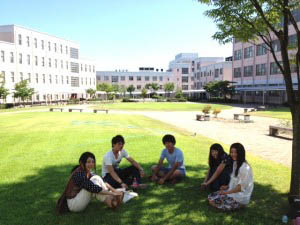 新潟医療福祉大学