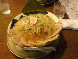 新潟医療福祉大学　トモダチリング