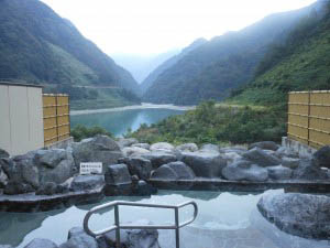 新潟医療福祉大学　トモダチリング