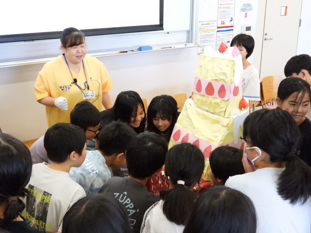 【臨床技術】「ひらめき☆ときめきサイエンス」プログラム「サイエンスミステリー！ケーキを食べたのはだれだ！？」開催報告