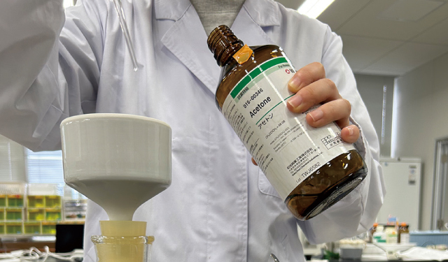 食品学実験写真